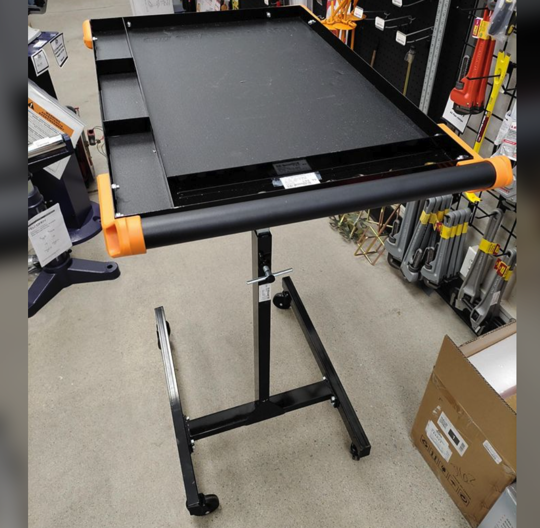 Gearwrench Mobile Table